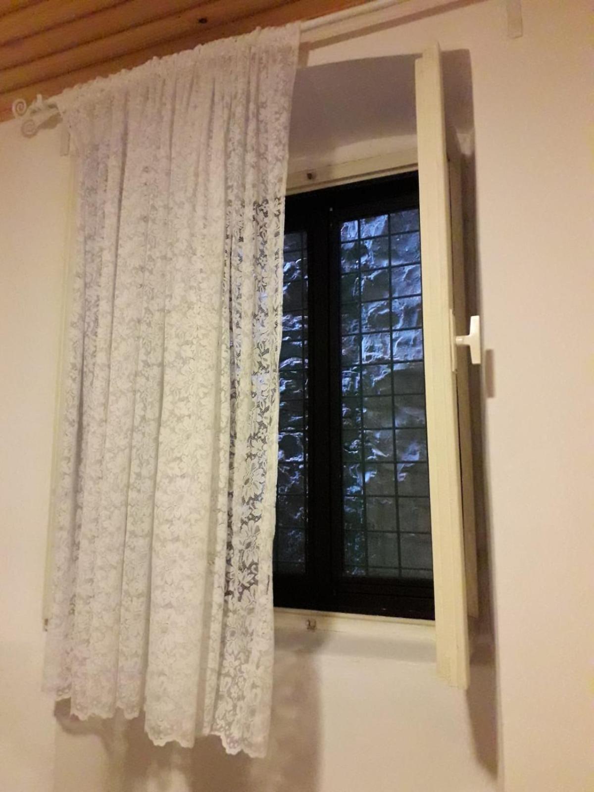 Hostel Flora Малий Лошинь Номер фото