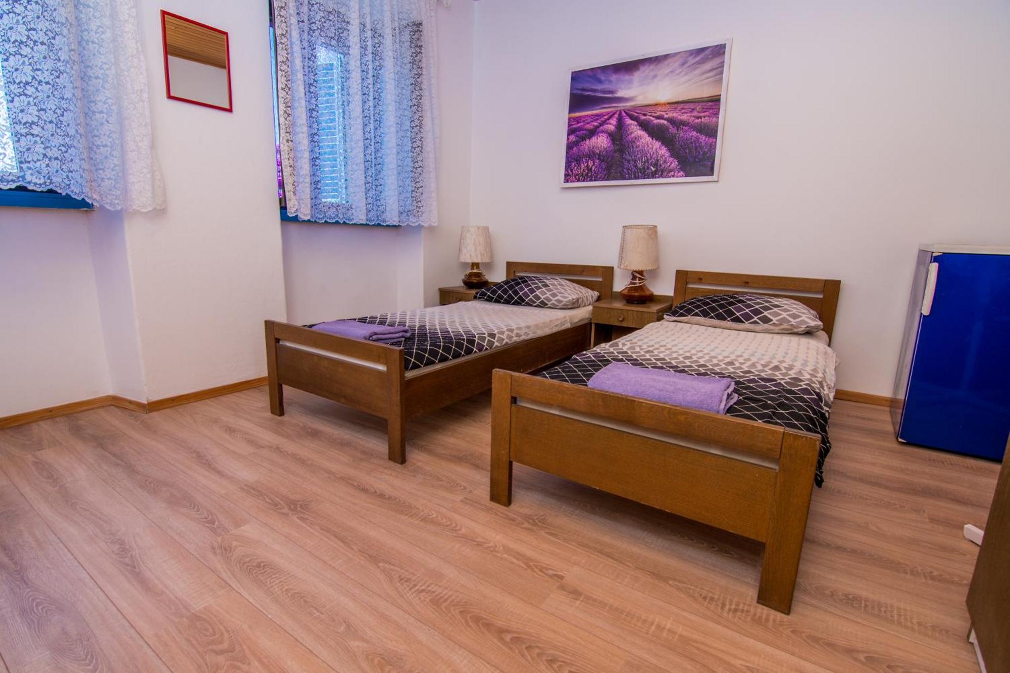 Hostel Flora Малий Лошинь Номер фото